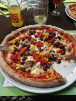 Pizza Golosa food