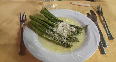 Trattoria Della Pace food