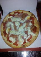 Vittoria Pizza food