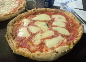 Pizzeria Re Ferdinando food