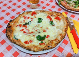 Pizzeria Zio Fausto food