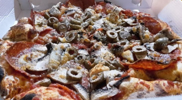 Pizza E Sfizi food