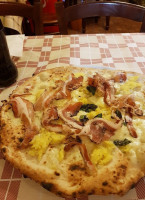 Pizzeria Gennari food