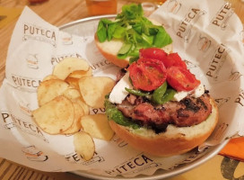 Puteca Burger food