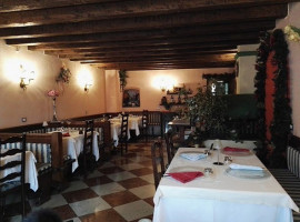 Trattoria Alla Vigna inside