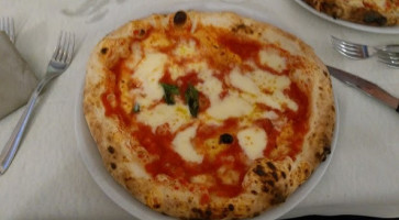 Pizzeria Lucrino food