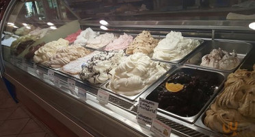 Gelataria Creparia Artigianale Gustock food