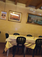 Pizzeria Da Marco inside