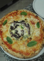 Pizzeria All'angolo food