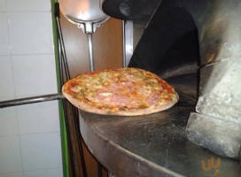 La Botteguccia Della Pizza food