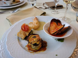 Villa Delle Rose food