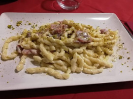 Il Salotto food