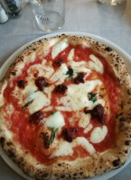 Pizzeria F.lli Rubino food