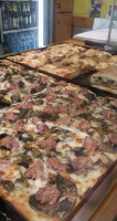 Fermo Pizza food