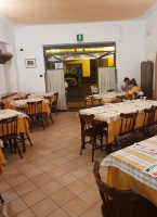 Pizzeria La Bussola inside