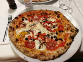 Pizzeria Marechiaro food