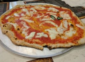 Pizzeria Michele Via Martucci food