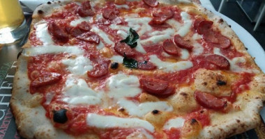 Pizzeria Michele Via Martucci food