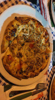 Pizzeria A Cofanara food