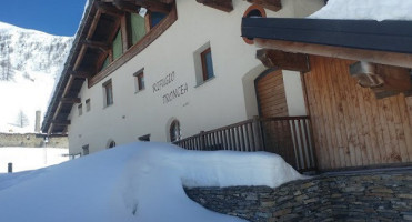 Rifugio Troncea outside