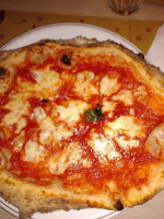 Pizze' food