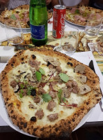 Saporì Pizza E Qualcos'altro food