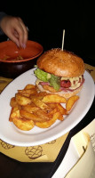 La Tana Public House food