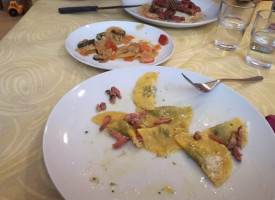 Trattoria Con Pizza Dal Moro food