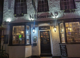 The Nelsons Head outside