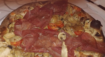 Pizzeria Meraviglia food