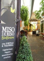 Miso Di Riso outside