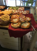 Strapizza food