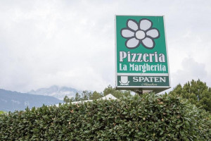 Pizzeria La Margherita Di Calza' Nicol outside