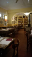 Osteria Il Torchio inside