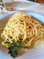 Marina Gio food