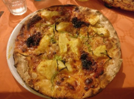 Pizzeria Vecchio Forno food