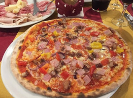 Pizzeria Magia food