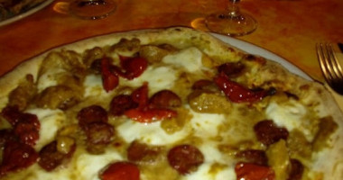 Pizzeria S'arzola food