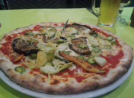 Pizzeria Christina food