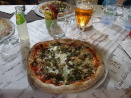 Pizzeria Da Gennaro food