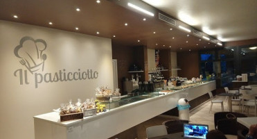 Il Pasticciotto food