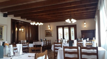 Trattoria Da Bepi Alle Scuole inside