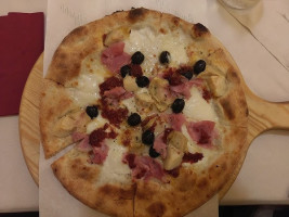 Santacroce Pizzeria food