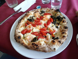 Pizzeria Partenope food