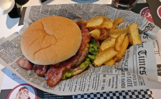 Walle's Burger food