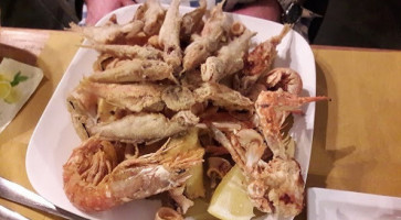 Pesce Fritto Bollicine food