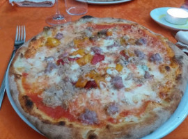 Pizzeria Arcobaleno food