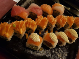 Sushi Hama food