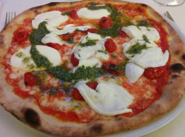 Mardignon Pizza Cucina food