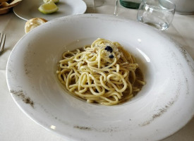 Lago Reale food